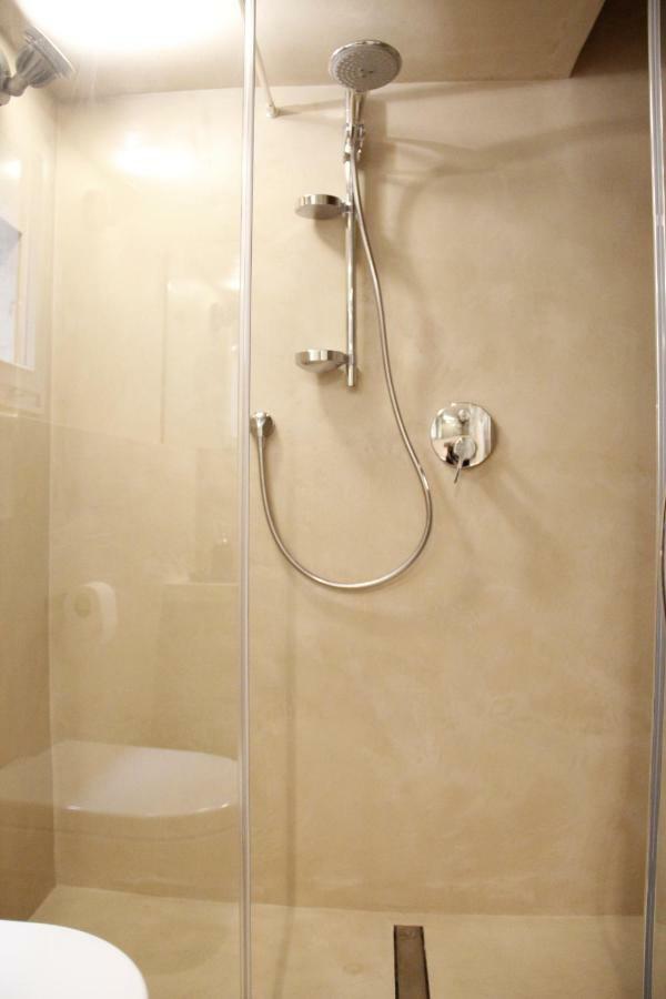 Art Apartment Velluti Firenze Eksteriør bilde